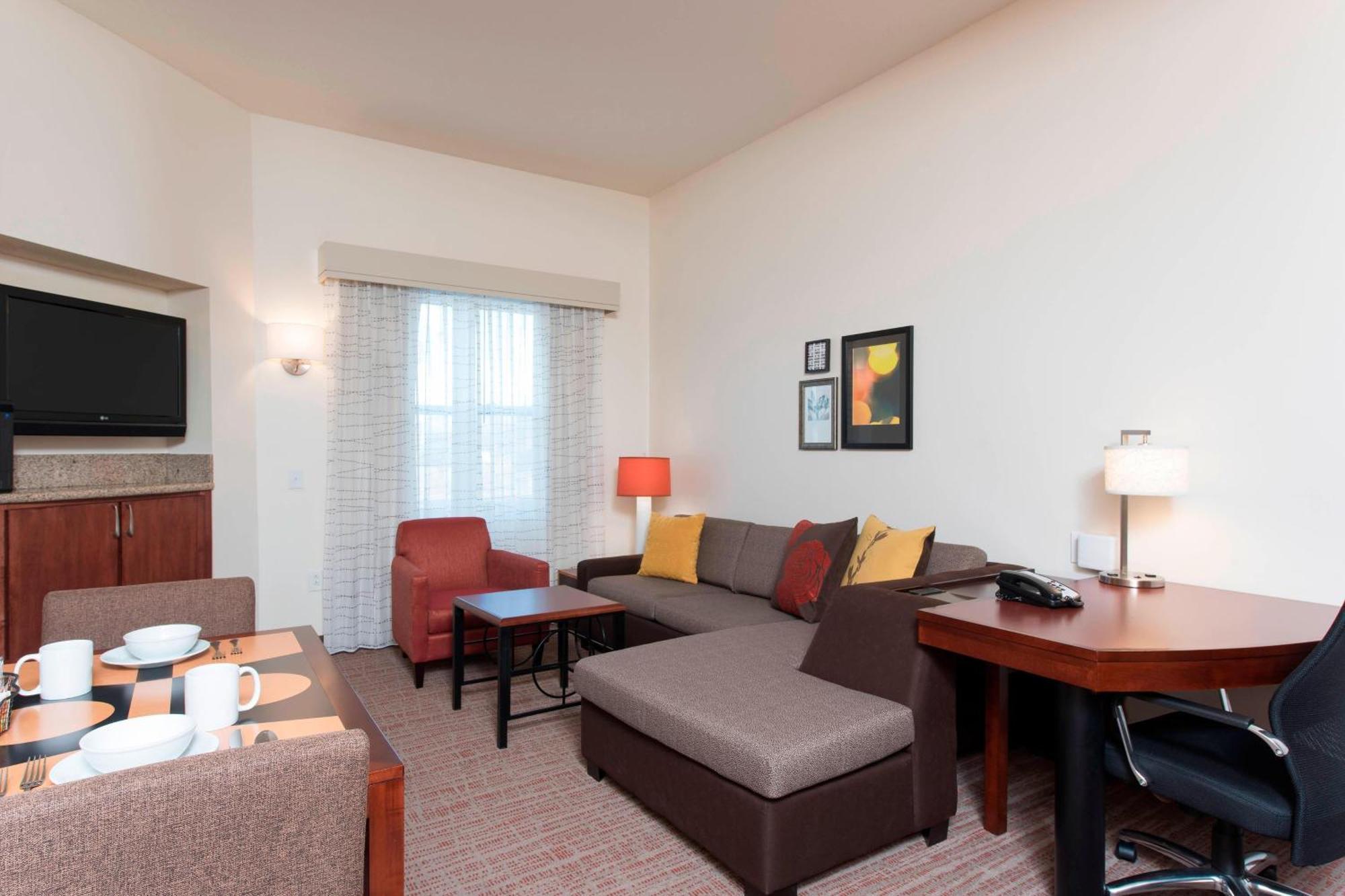 Quad Cities Hotel
